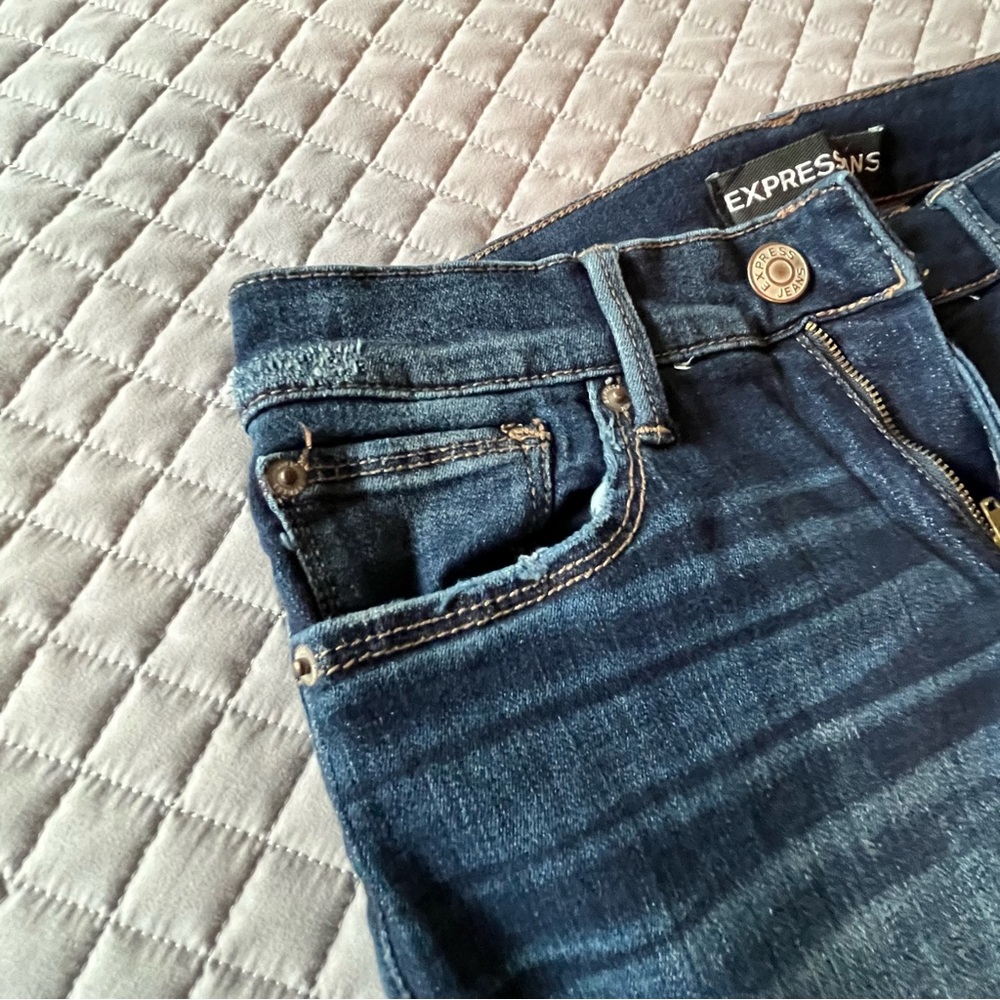 Express Skinny Jeans - Picture 4 of 7